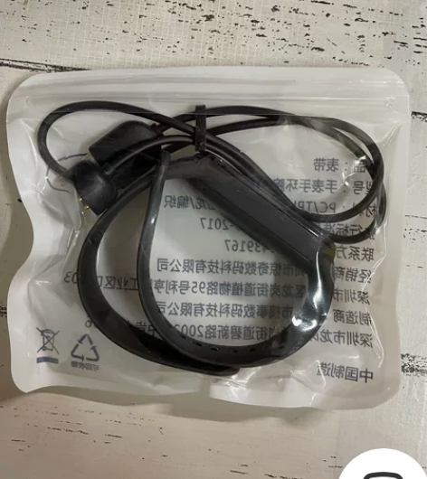 小米手环6NFC版本 用了不到一年就换ap...