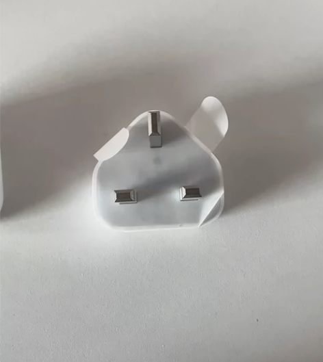 Iphone插头 感兴趣的话点“我想要”和...