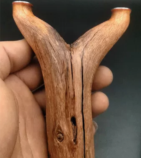 大弓门火琉璃骨料原杈弹弓。微修撑头，其他地...