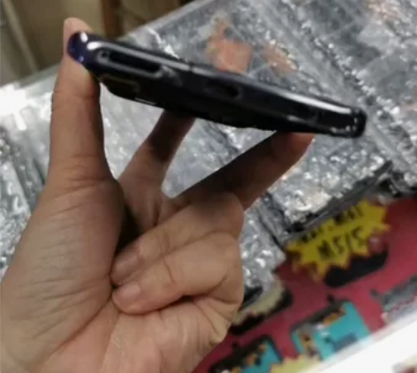 小米11Ultra原装拆机屏幕！黑色框接近...