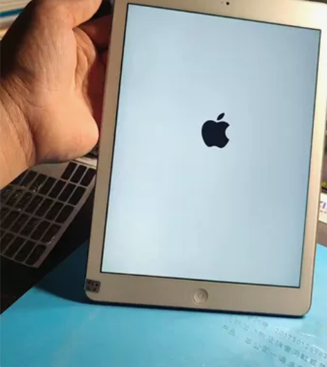 苹果iPad Air   A1474   ...