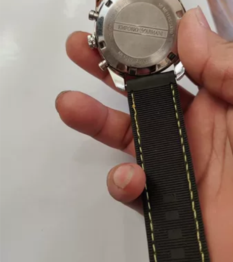 二手石英男表，阿玛尼品牌，原装瑞士多功能机...