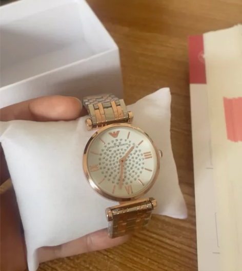 阿玛尼满天星手表，全新未撕膜 感兴趣的话点...