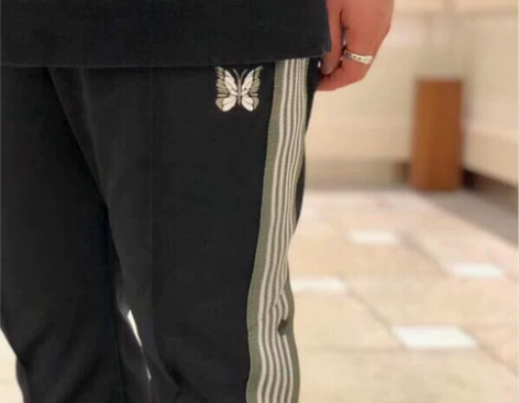 老夫子 NEEDLES 侧边排扣蝴蝶刺绣织...