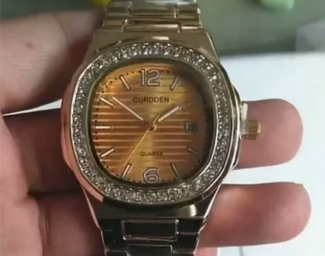 水钻八边形满天星手表 材质：锆石/水钻水钻...