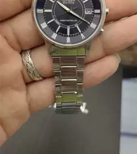 西铁城光动能电波男表 这块表成色还行，后盖...