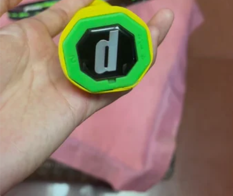 王子网球拍phantom100x，非常好打...