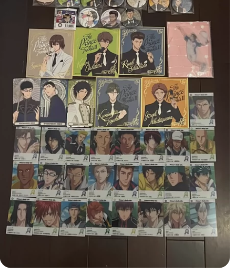 出一个网球王子盘 内含10个吧唧 一个豆豆...