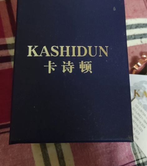 新款正品时尚2023女生手表双日历防水钻皮...