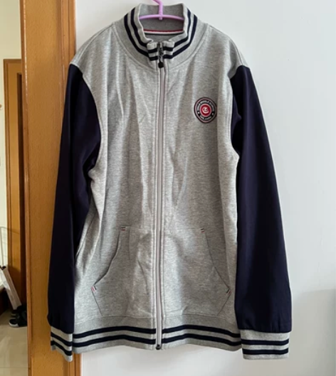 诸暨中学校服棒球服上衣 尺码175， 孩子...