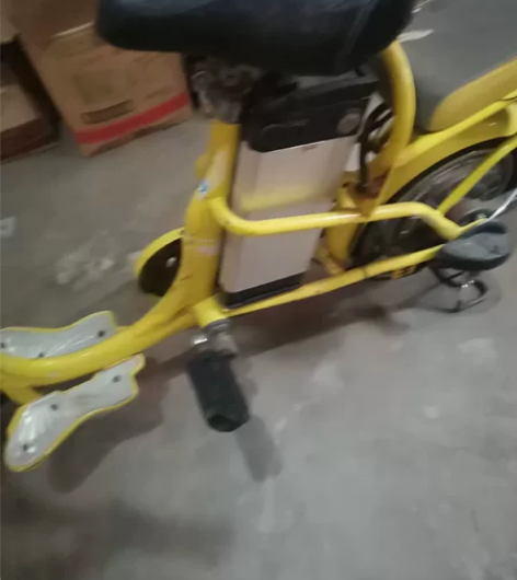 飞鸽锂电池电动车，电池用了两年，闲置三年，...