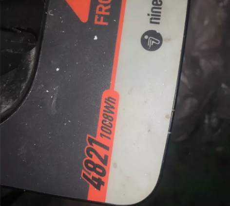 九号,原装2000,现600不讲价,实跑5...