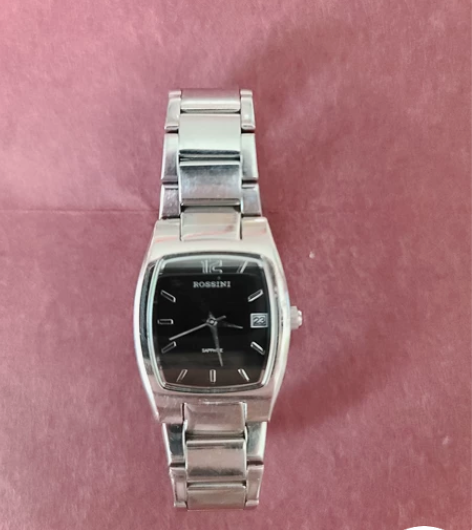 手表，8.5新出售。 感兴趣的话点“我想要...