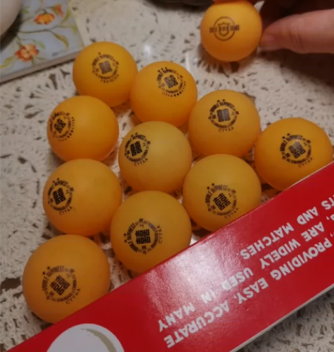 红双喜乒乓球90代11个 搬家收拾出来的老...