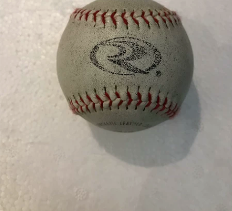 网球 闲玩物品 现没时间闲玩了 闲置转让给...