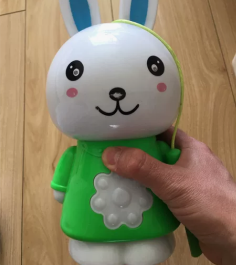 儿童玩具包邮，9成新，3个一起卖。低价包邮...