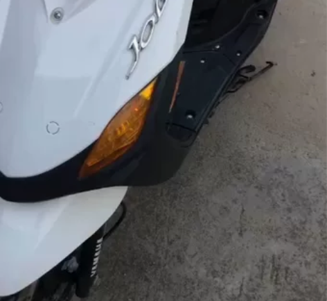 雅马哈巧格二代。成色自己看：铭牌没有了。到...