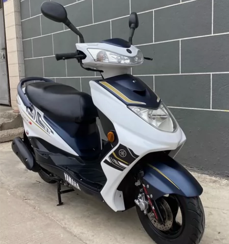 株洲正品雅马哈迅鹰125cc，成色漂亮，发...