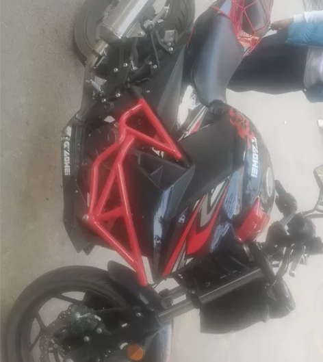 闲置宗申发动机摩托车一辆，国威200w单缸...