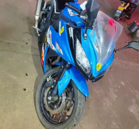 9.5成新,新车买来不想骑了,低价转让 感...