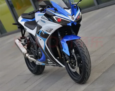 原装正品新款V6摩托车 R3摩托车跑车 小...