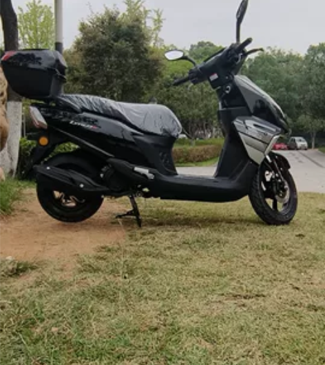 立雅摩托国4电喷,全新车,全网上牌无忧。 ...