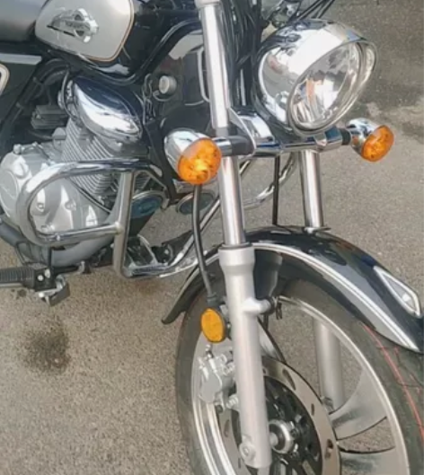 豪爵铃木150太子 摩托车不到3000km...