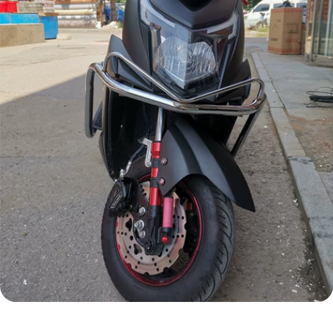 电动车全新 ，刚上完牌照，全新，六块电瓶，...