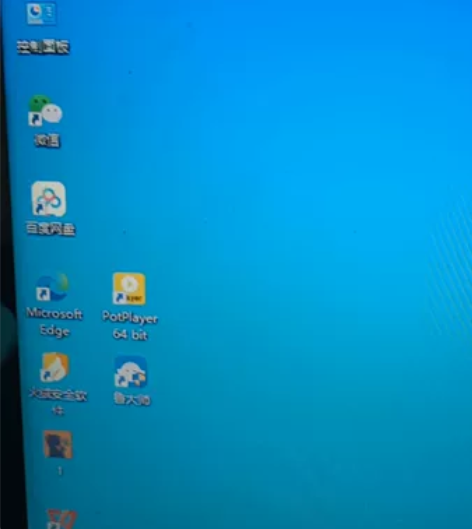 2699出一台15寸联想 Ideapad ...