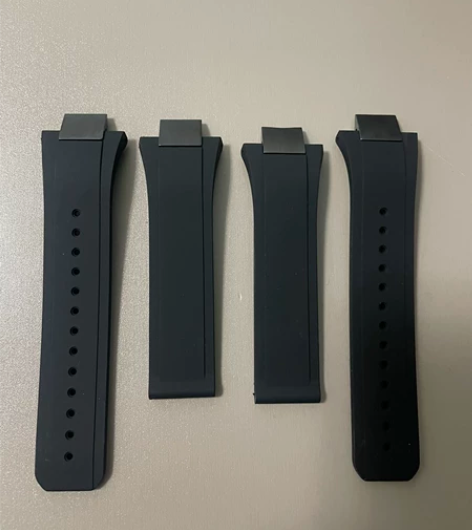 精工橡胶带，黑色的，只有2对，没有表扣，表...