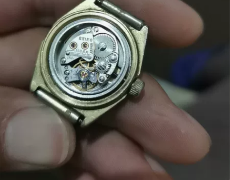 精工手表，不走时，机芯1104a，看好就拍...