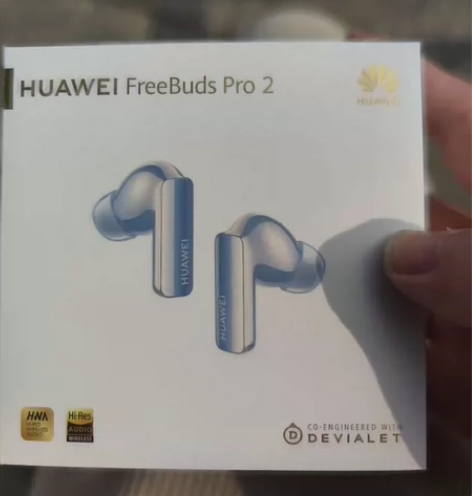 买来送女神的，女神试了一下说不要，华为fr...