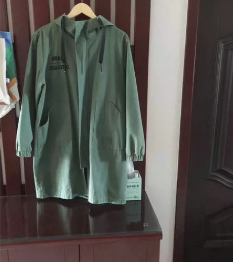 衣品天成卫衣男，L码，旗舰店接近三百买的，...