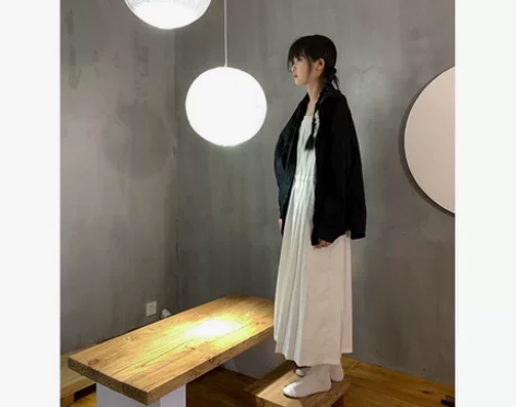 银河汽水背带裙。店铺下架了。 在咸鱼小姐妹...