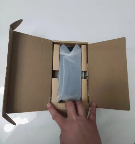 倍思20000mah充电宝，全新仅拆封，一...