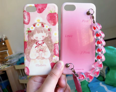 苹果7/8手机壳骨折价！！！ 两个手机壳1...