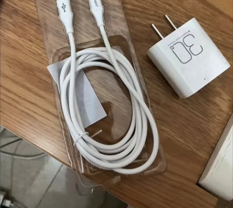 品胜苹果20W/30W快充PD充电器iPh...