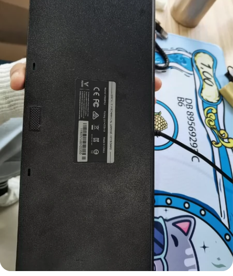 机械键盘 雷柏v500pro 青轴 有点灰...