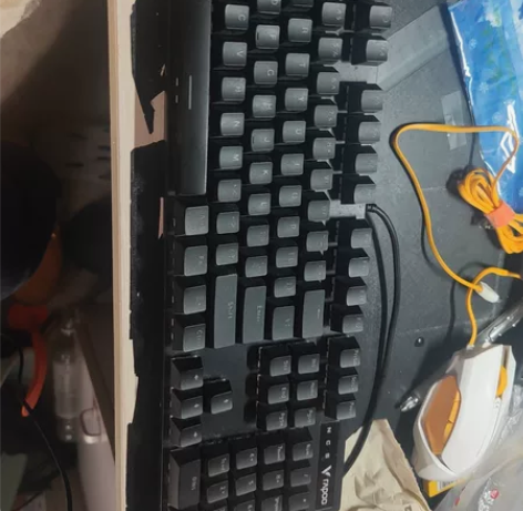 雷柏v500pro青轴有线键盘，自用二手，...