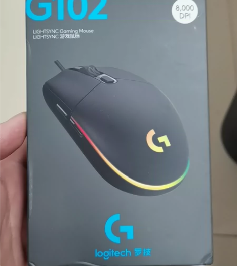 罗技G102鼠标，闲置不用，全新未开封。搬...
