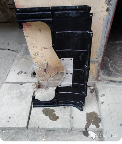 2017款长安铃木骁途原厂发动机下护板原厂...