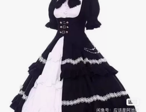 低价！！出狂三c服 急出急出 家没地方放了...