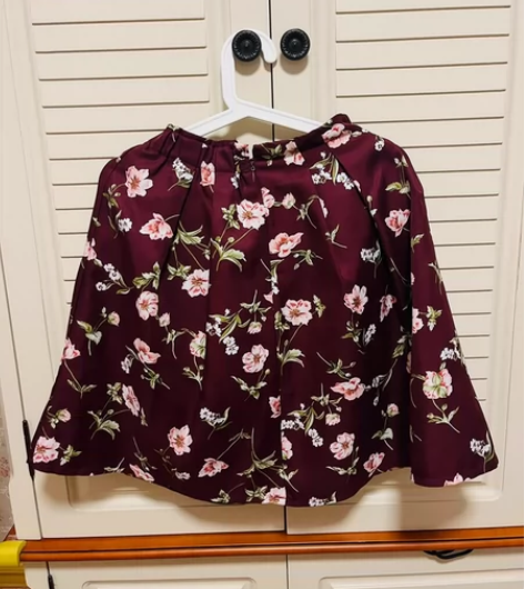 品牌半裙~ 感兴趣的话点“我想要”和我私聊...