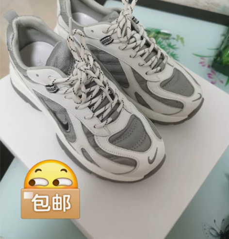 超级显脚小的鞋型，正码38，百搭款式，穿过...