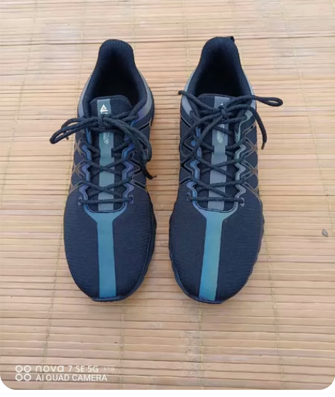 42码 匹克运动鞋,二手闲置 鞋子保证正品...