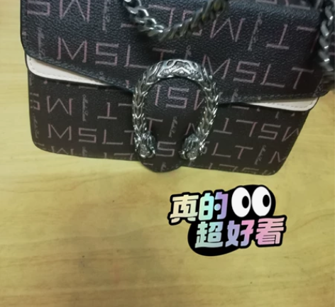 寇一品牌，酒神款，五金是乌金枪色，链条很厚...