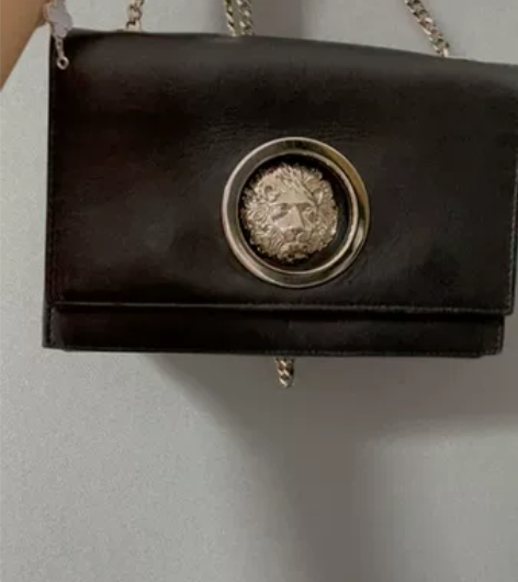 范思哲Versace副线Versus狮子头...