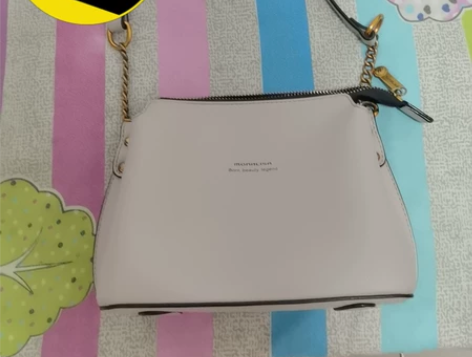 单肩包，斜挎包，便宜出，喜欢的来 感兴趣的...