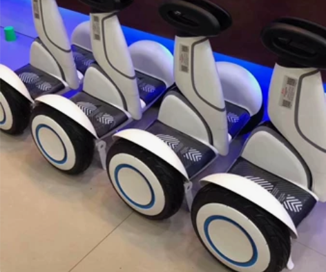 小米九号平衡车Plus双轮智能遥控漂移车两...