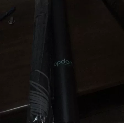 全新的自动收雨伞，非常适合坐车的朋友，双层...